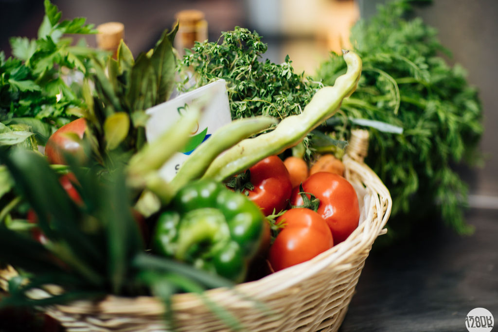 Eplucher des légumes